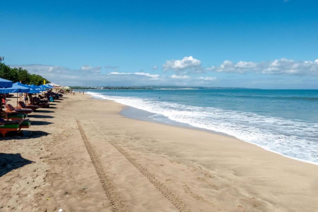 Bali Manik Beach Inn กูตา ภายนอก รูปภาพ